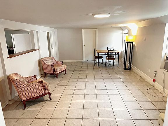 4th image of 1316 Broadway St
