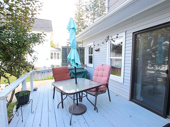 4th image of 503 Petoskey Ave