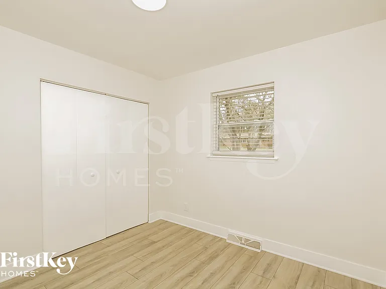 2408 Gemway Dr — Photo 14