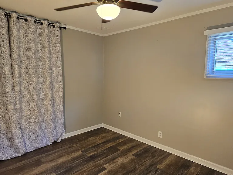 139 Kenyon Dr — Photo 7