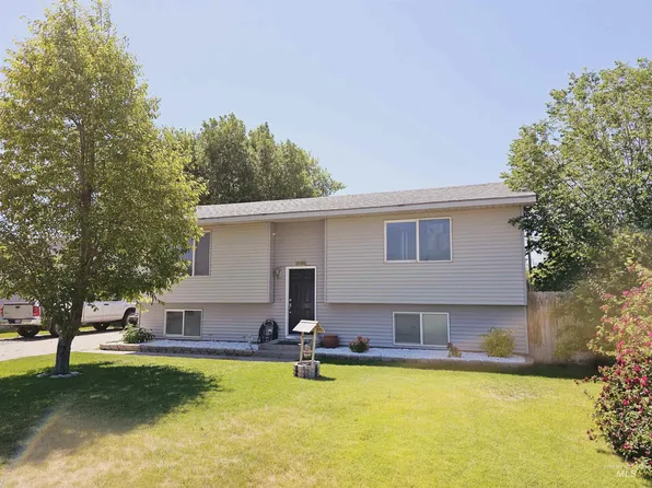 1521 19th St, Heyburn, ID 83336