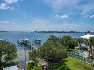 300 23rd St N, Bradenton Beach, FL 34217