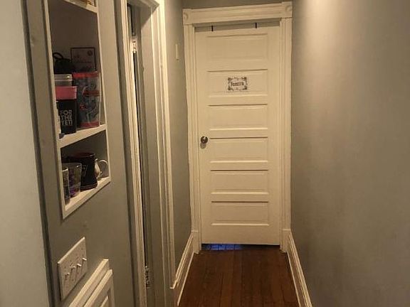 4th image of 207 N Stafford Ave #2