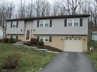 4515 4th Ave, Altoona, PA 16602