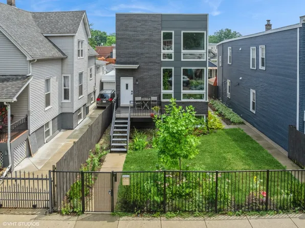 1633 N Saint Louis Ave #B, Chicago, IL 60647