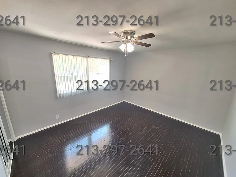 14355 Burbank Blvd #16 — Photo 14