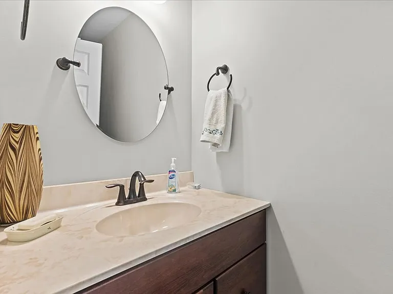 202 Abani Dr — Photo 19