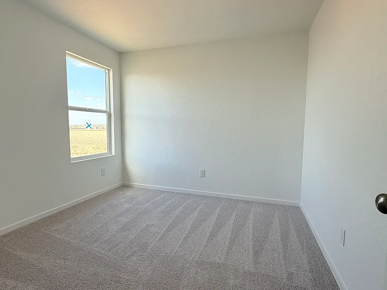 3195 Dispatch Dr — Photo 21