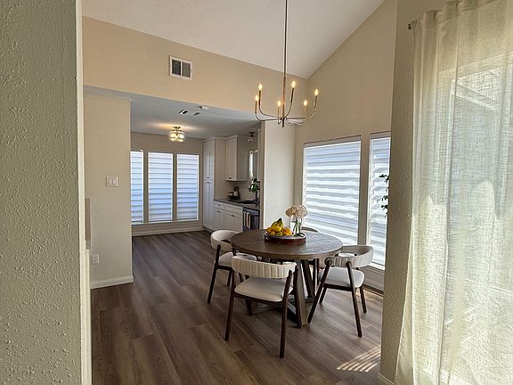 2nd image of 18019 Autumn Hills Dr