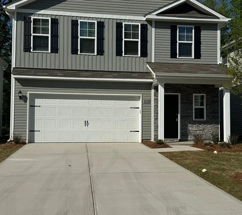 2128 Clapham Ct