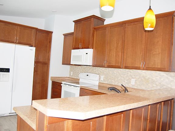 5th image of 1683 NE 24th Street