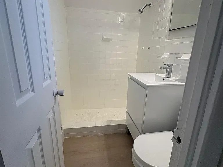 120 NE 56th St #2 — Photo 7