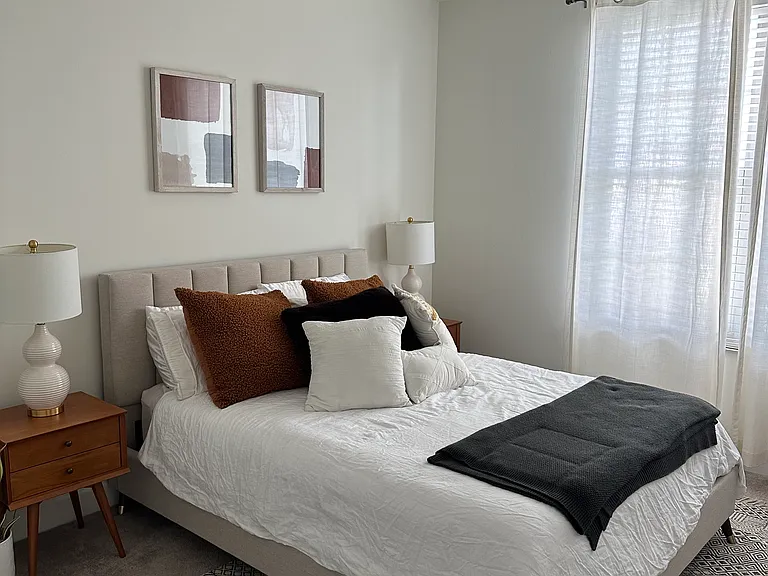 325 E Paces Ferry Rd NE — Photo 12