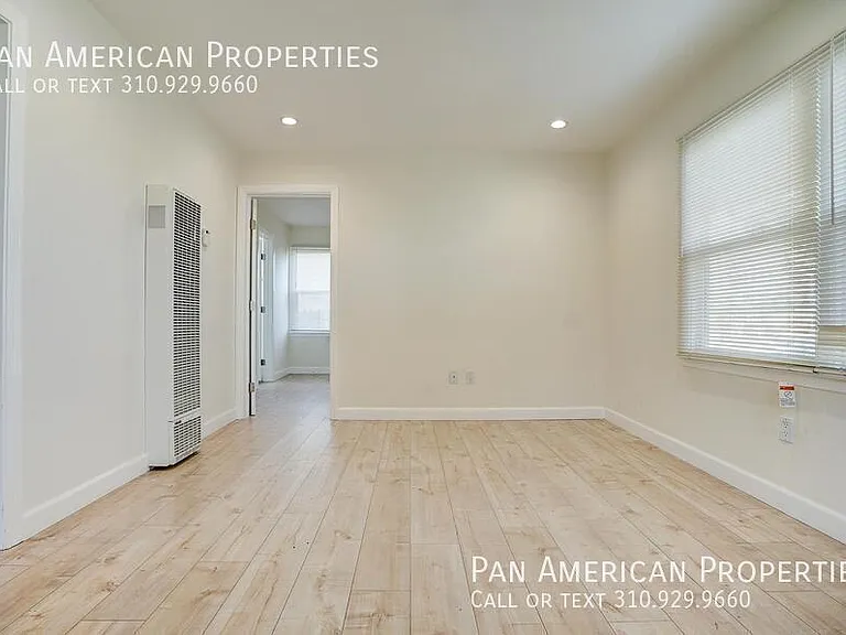 1741 Cedar Ave #3 — Photo 4