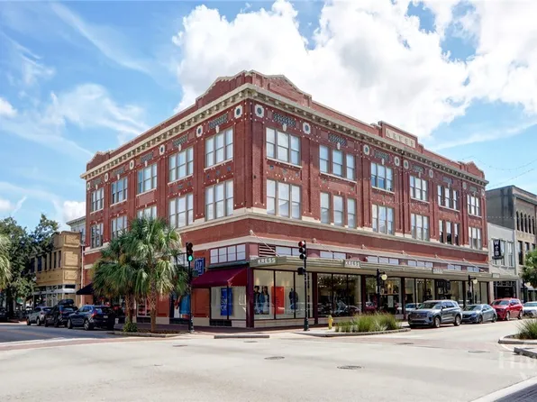 122 W Broughton Street #204, Savannah, GA 31401