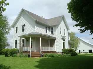 1069 S Malta Rd, Malta, IL 60150