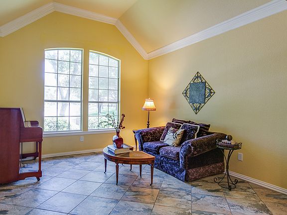 5th image of 1824 Southwicke Dr