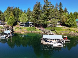 12828 Gilden Rd, Sunshine Coast, BC V0N 2H1