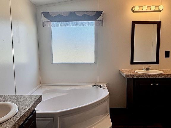 3rd image of 8850 Old Agnes Rd