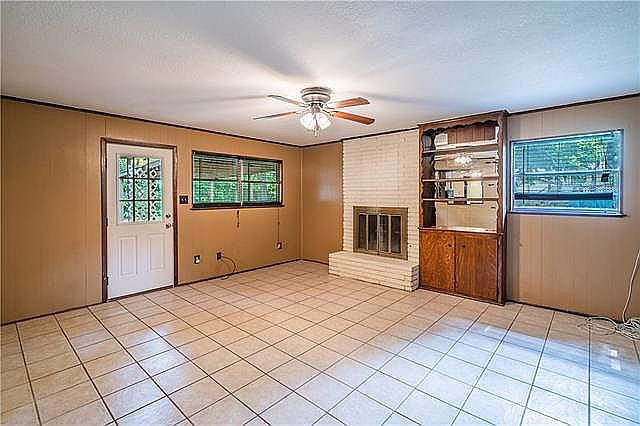 1st image of 2848 Mimosa Park Dr