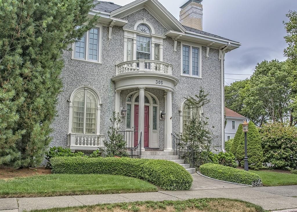 305 Hawthorn St, New Bedford, MA 02740 Zillow