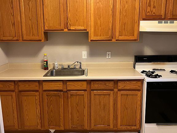 3rd image of 3712 Mayberry Ave Unit D