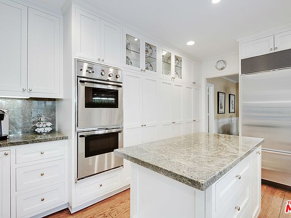 4th image of 12021 Coyne St