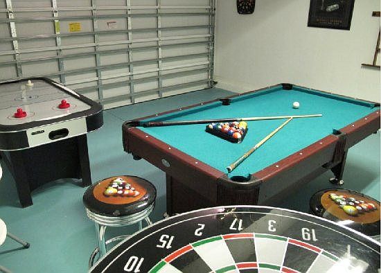 WHI5P849SD-games-room