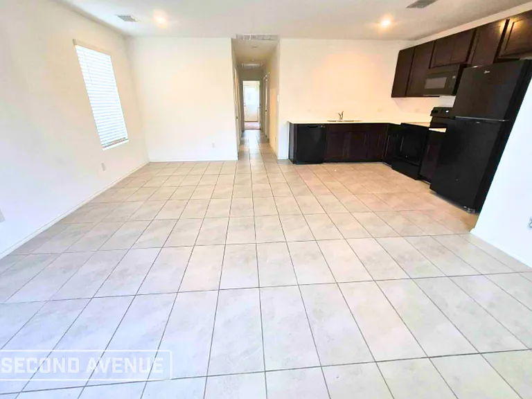 8732 Texas Risinger Dr — Photo 3