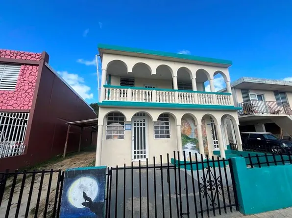 36 5th St #F, Fajardo, PR 00738