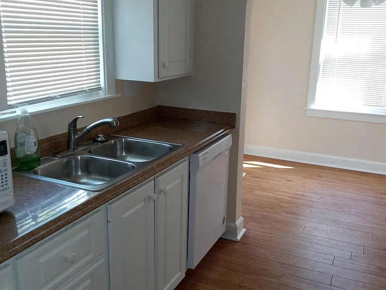 539 Furnace St — Photo 1