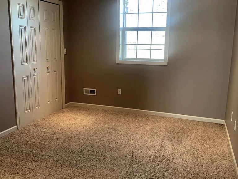 102 E Epworth Forest Rd #D — Photo 10