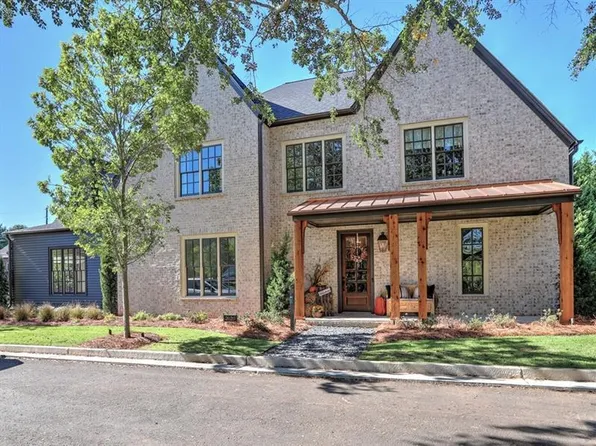 2620 Middle Coray Cir NE, Marietta, GA 30066