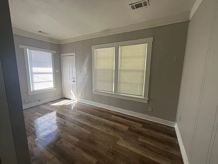 1812 S Martin St — Photo 9