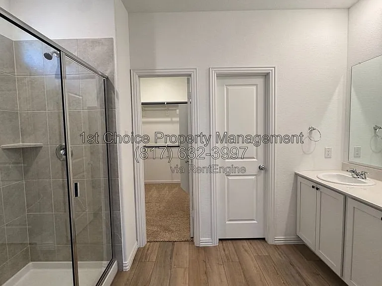 10021 Elkhorn Dr — Photo 10