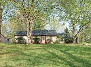 2525 Kimberley Rd, Ann Arbor, MI 48104