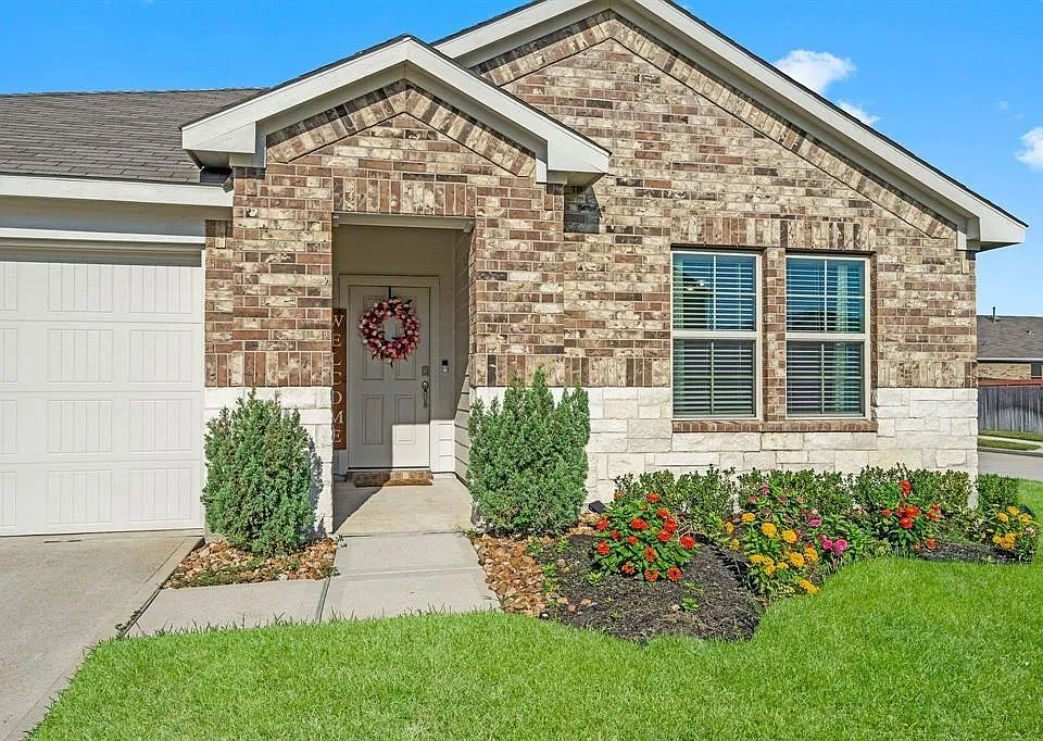 4115 Magliana Ln