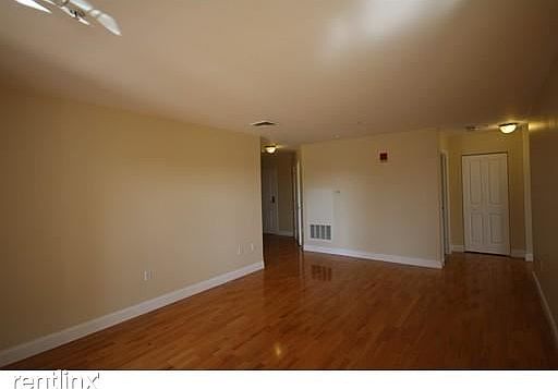 320 Rindge Ave. #406 Cambridge - North Cambridge Shared Unit