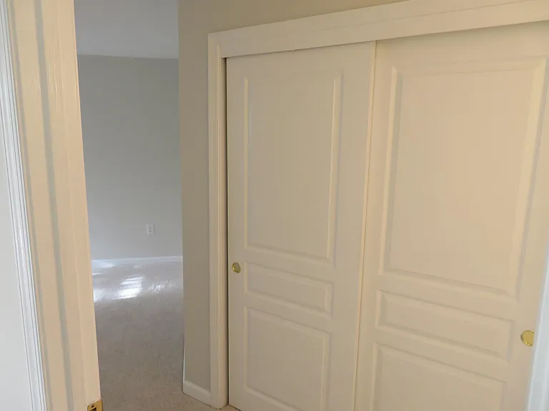 5565 Seminary Rd #208 — Photo 46