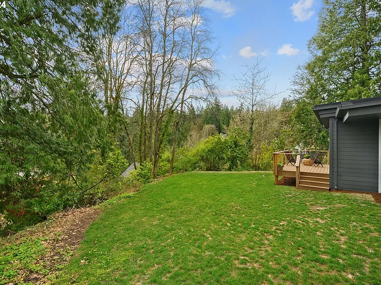 1403 SW Broadway Dr — Photo 35