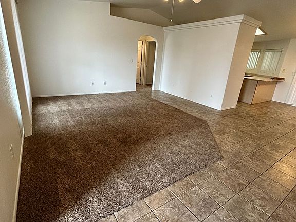 4th image of 3535 Chemehuevi Blvd