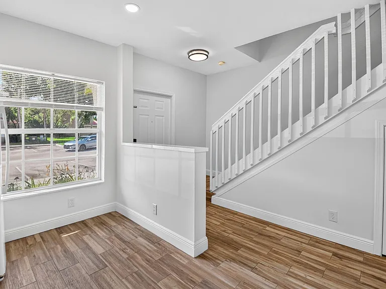 6917 Crooked Fence Dr — Photo 18