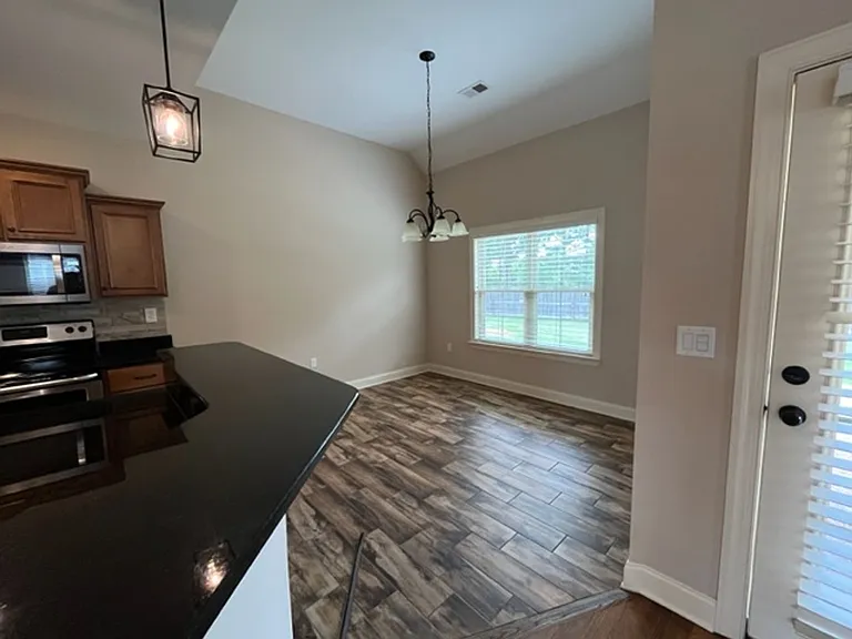 4741 W Dublin — Photo 4
