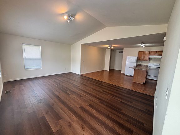 3rd image of 1329 Fraternity Village Dr