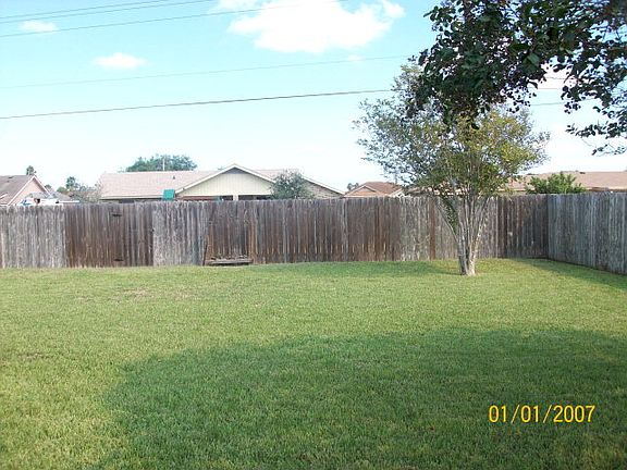 5th image of 380 Palm Blvd
