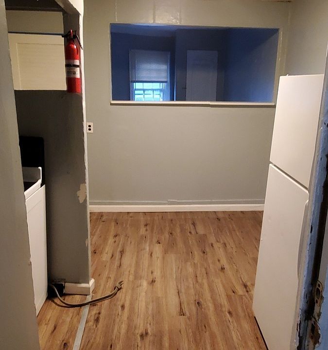 2nd image of 232 State St #C