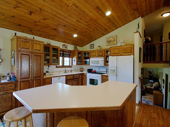 3rd image of 30840 Tern Ave.