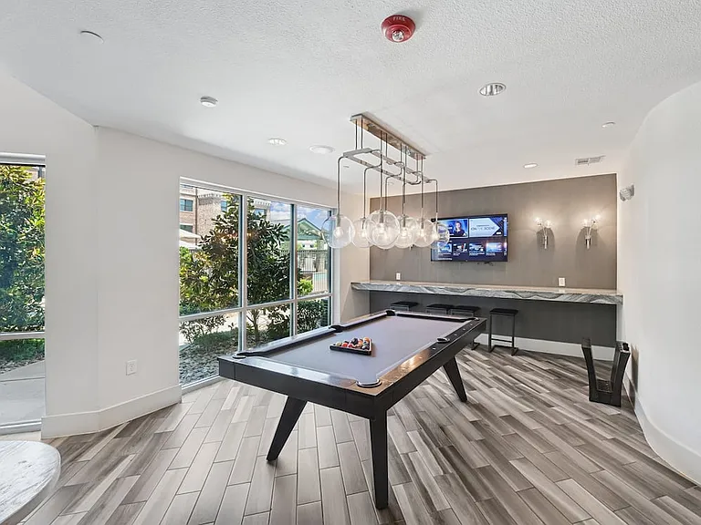 Resident lounge with pool table