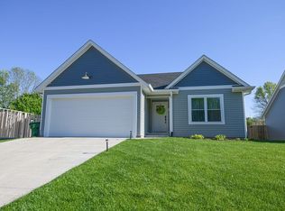 7351 W Mustang Dr, Ellettsville, IN 47429