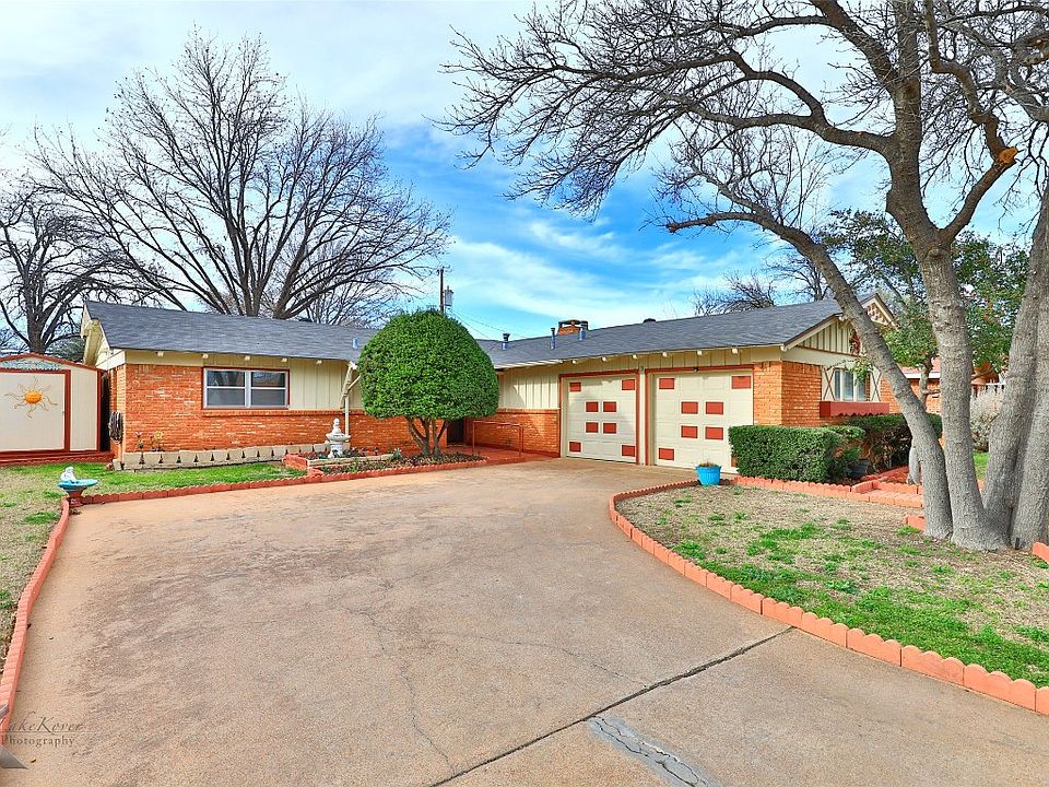 1st image of 2418 Sylvan Dr